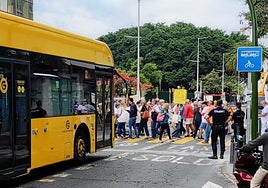 Protesta de ayer por la doble vía en La Isleta.