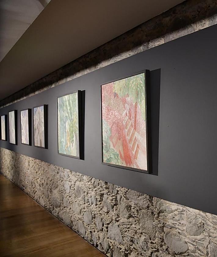 Imagen secundaria 2 - Distintas salas de la exposición, en Mata.