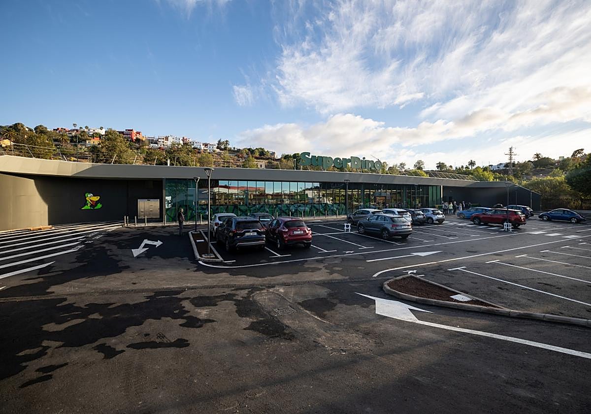 Imagen principal - El barrio capitalino de San Francisco de Paula ya cuenta con una tienda SuperDino