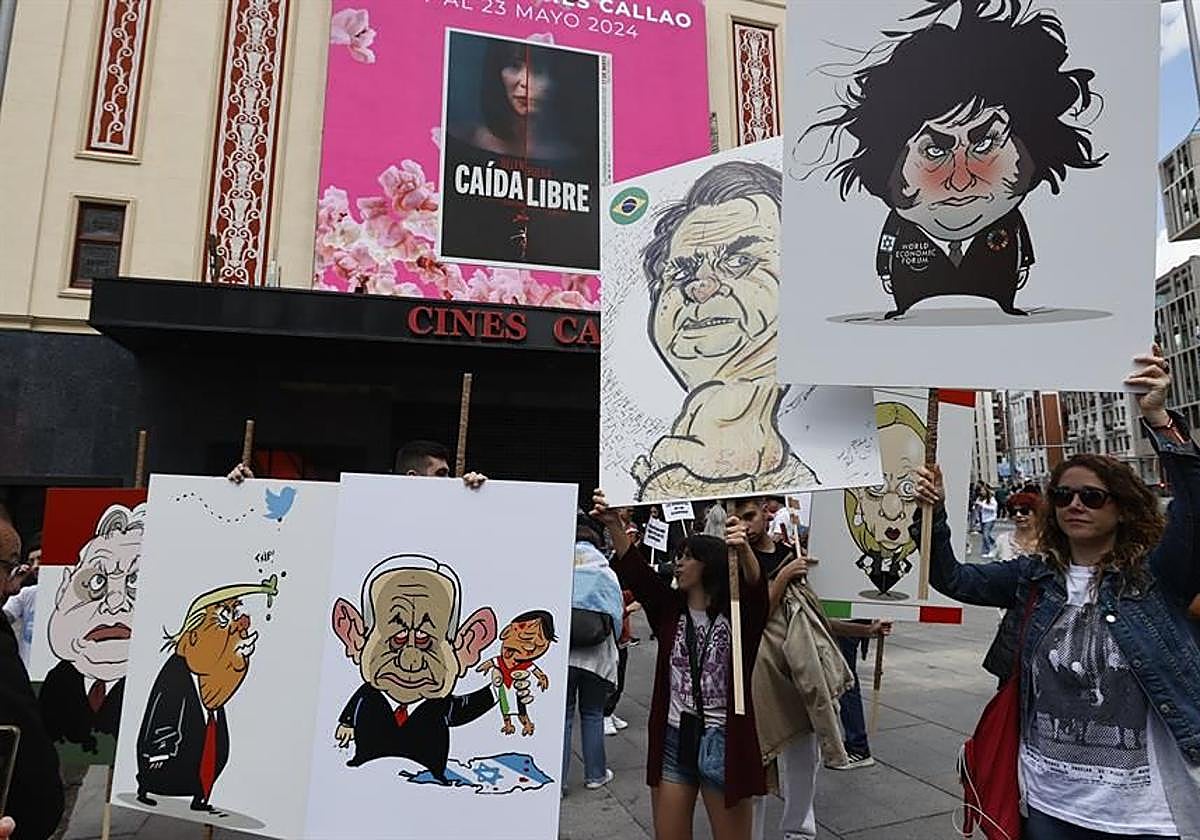 Concentración de protesta contra la visita del presidente argentino, Javier Milei, a Madrid.