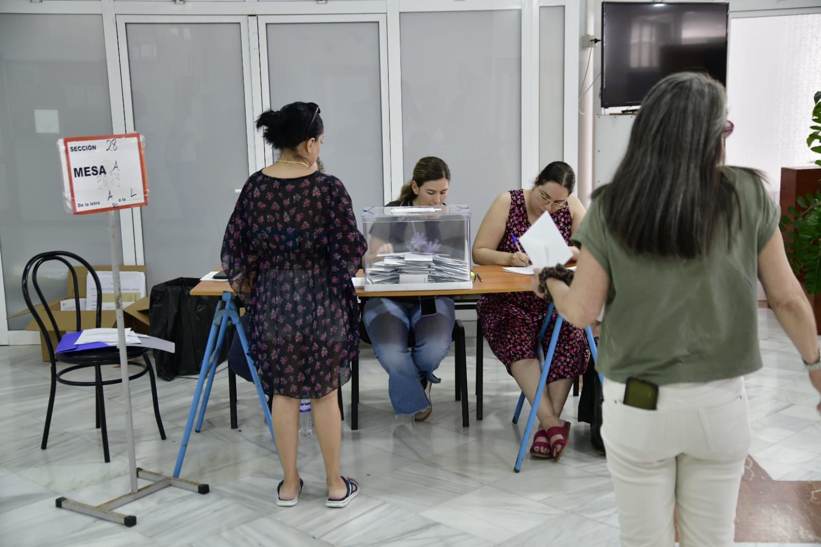 Canarias decide en las urnas su futuro en Europa