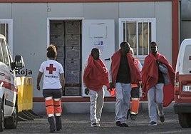 Migranes en el puerto de La Resinga.