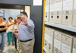 Explicación de los fondos documentales del Archivo Insular, sito en Puerto del Rosario.