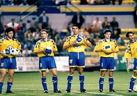 Hummel se inspirará en la emblemática equipación que lució las pintaderas entre 1994 y 1997.