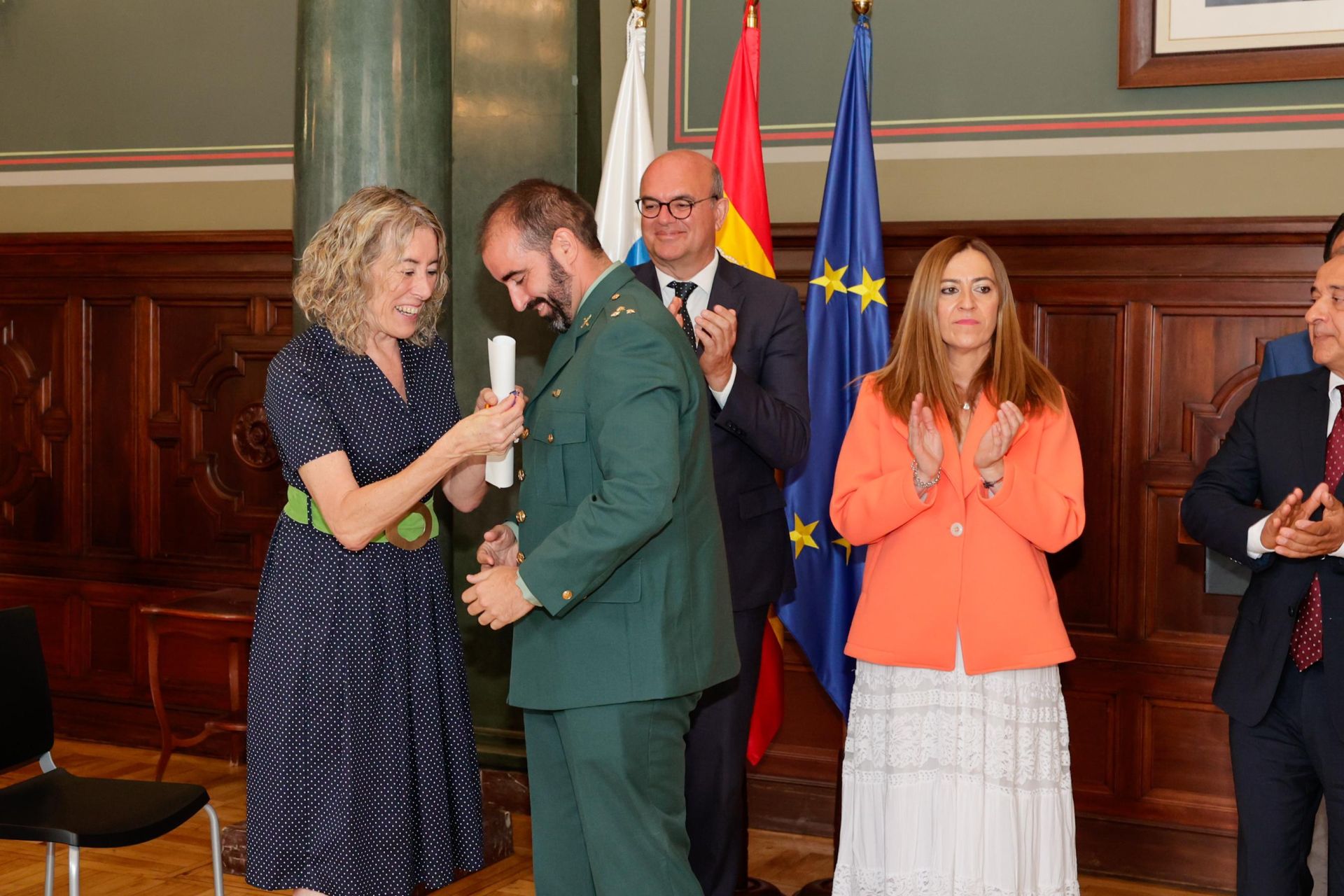 La entrega de medallas al mérito a Protección Civil, en imágenes