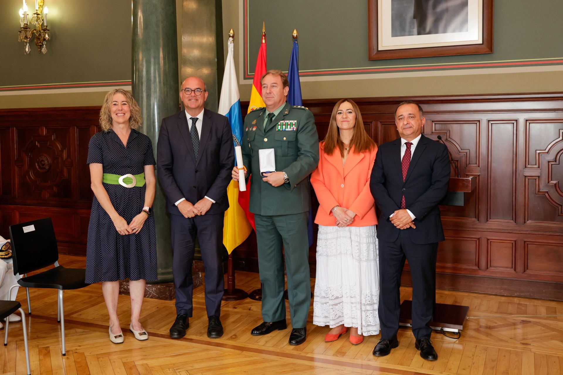 La entrega de medallas al mérito a Protección Civil, en imágenes