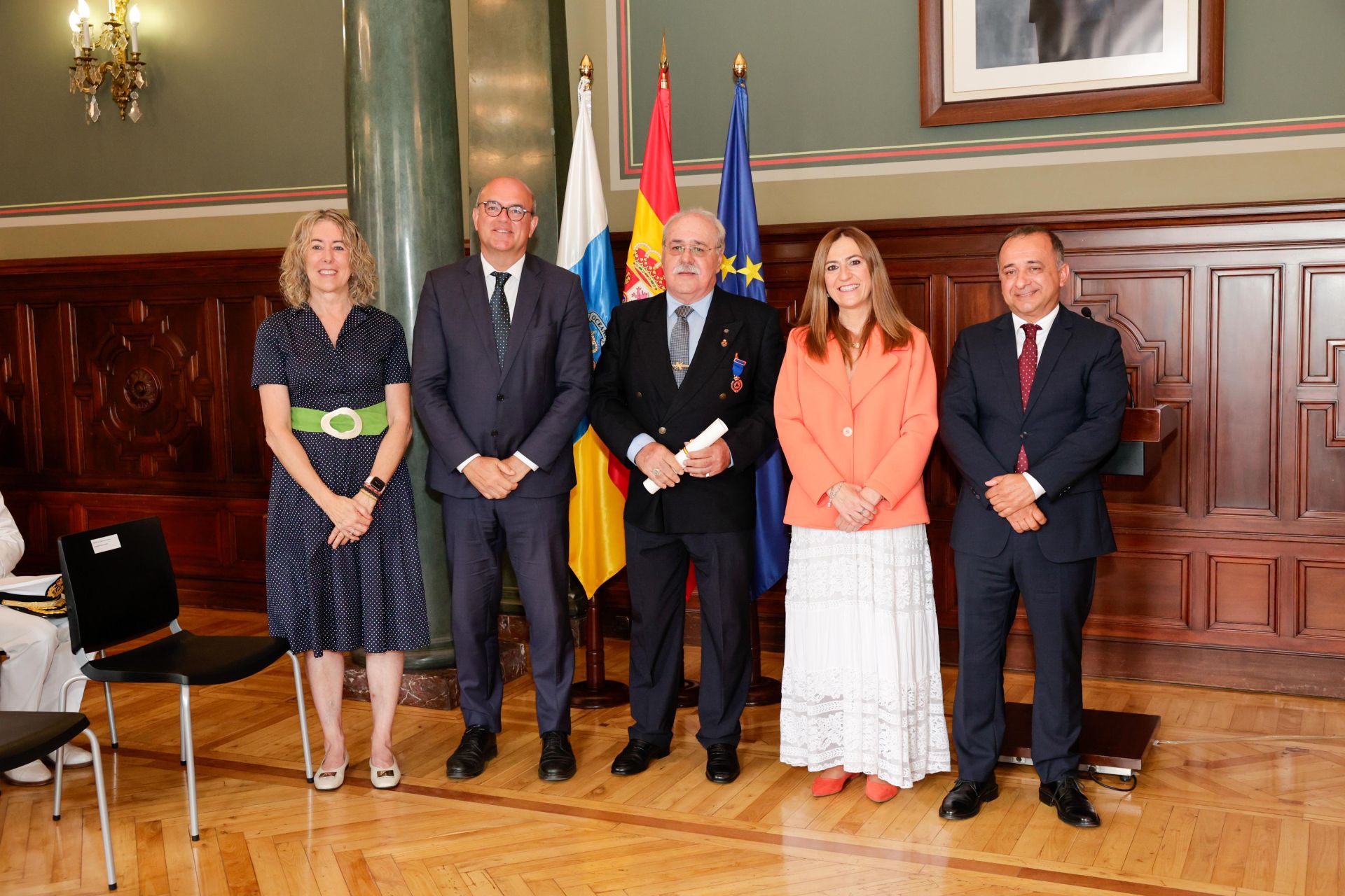 La entrega de medallas al mérito a Protección Civil, en imágenes