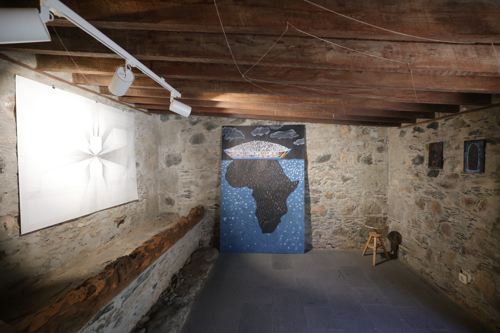 La exposición &#039;Europa o morir&#039; del IES Faro de Maspalomas, en imágenes