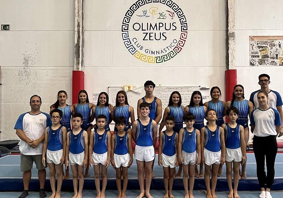 Miembros del Olimpus Zeus.