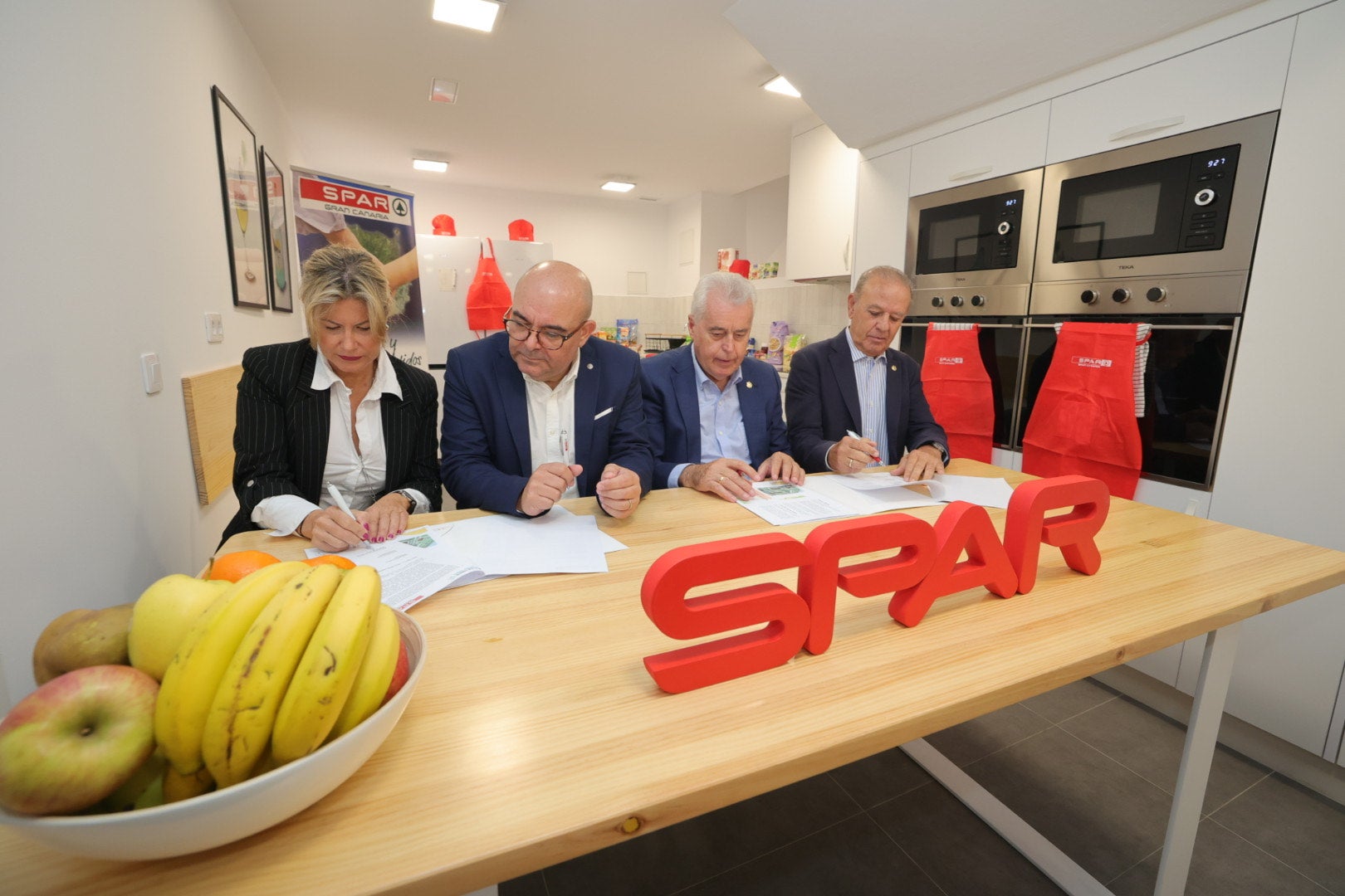 Renovación del acuerdo entre SPAR y la Fundación.