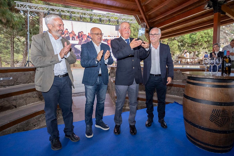Gran Canaria descorcha su primera botella de vino de la añada de 2023