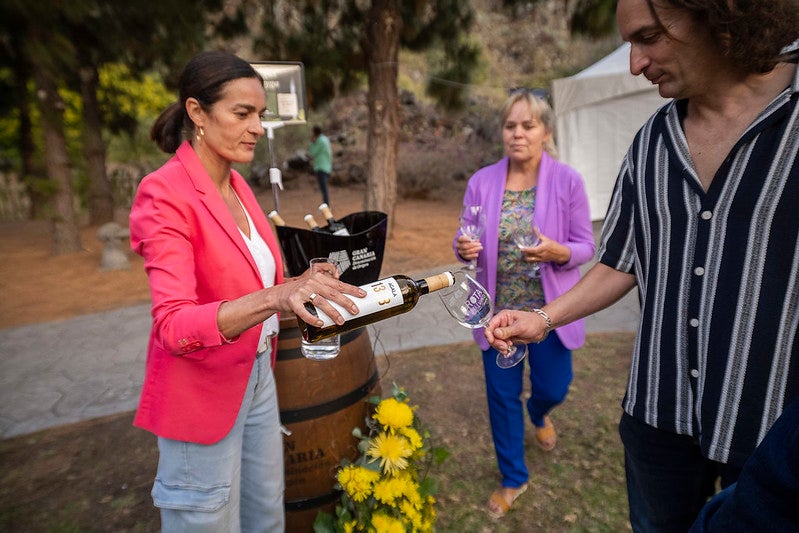 Gran Canaria descorcha su primera botella de vino de la añada de 2023