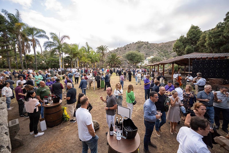 Gran Canaria descorcha su primera botella de vino de la añada de 2023