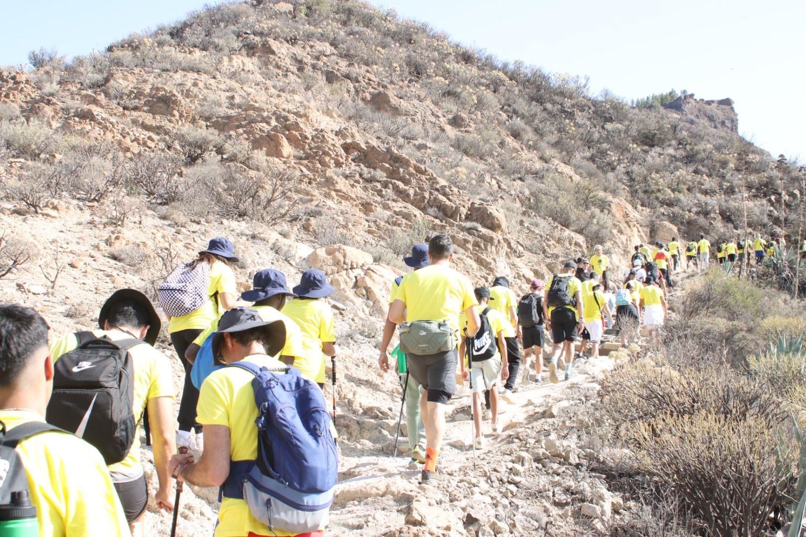 Un centenar de jóvenes caminan por la discapacidad en la octava edición del Camino de Los Valores