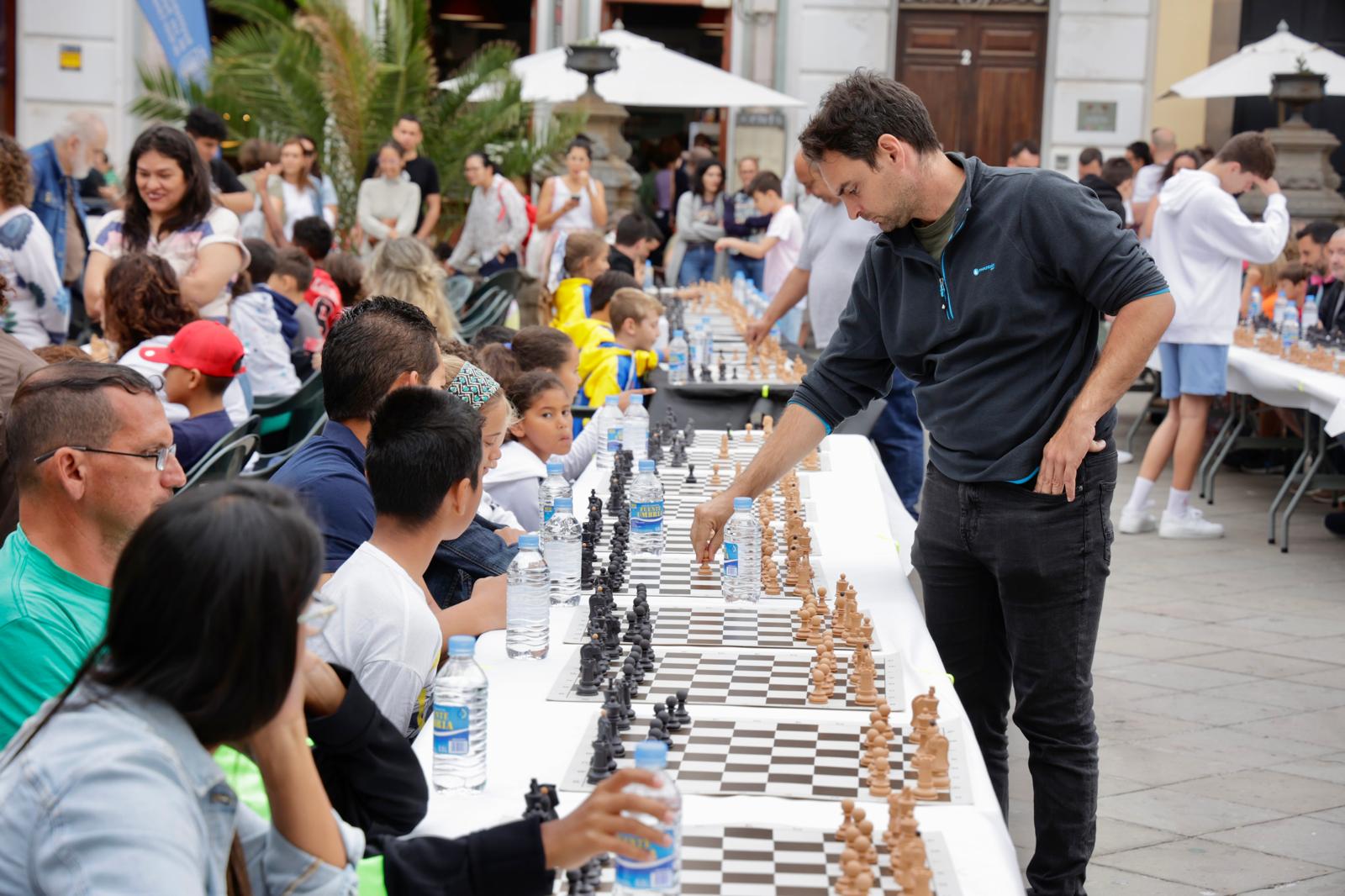 La ciudad recupera la simultánea de ajedrez