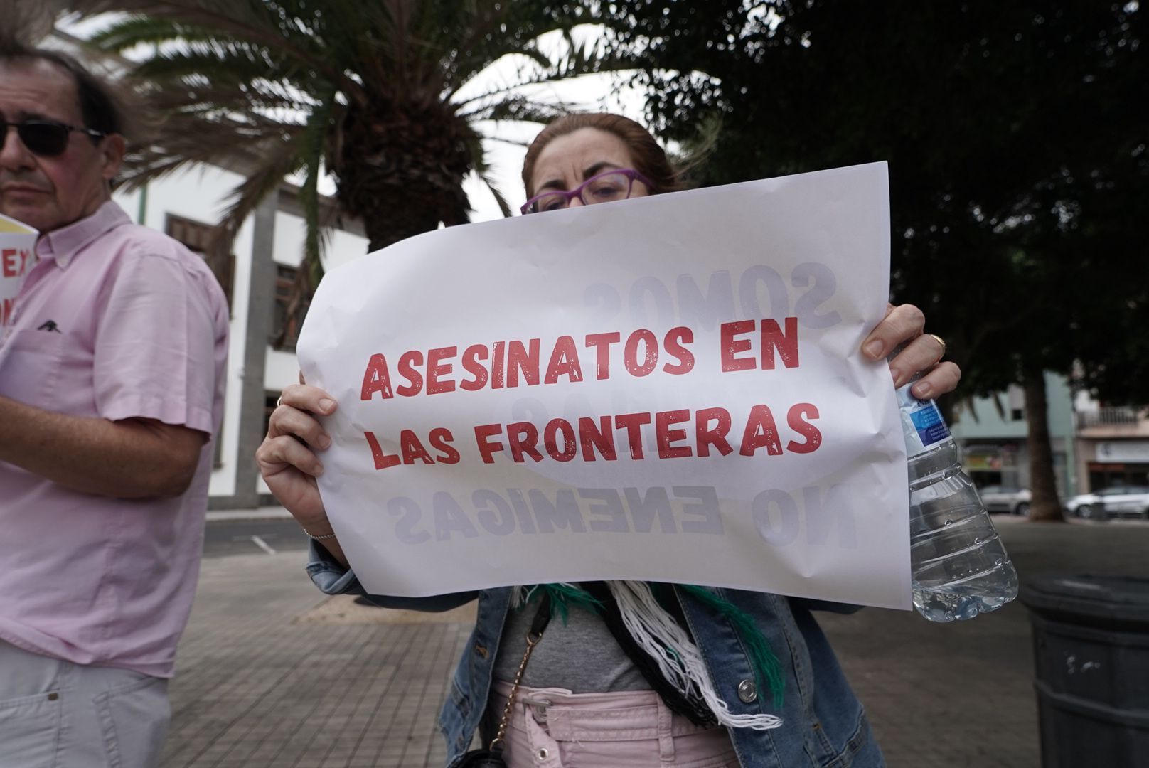 Manifestación contra la xenofobia en la Plaza de la Feria, en imágenes