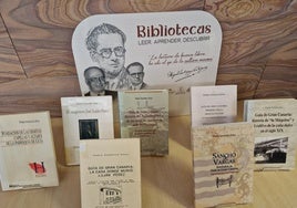 Espacio dedicado a las publicaciones de Pedro González Sosa en la Biblioteca Municipal de Guía.