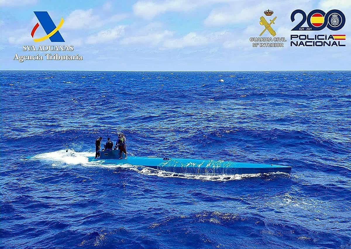 Imagen secundaria 1 - Interceptan 900 kilos de cocaína en aguas cercanas a La Palma