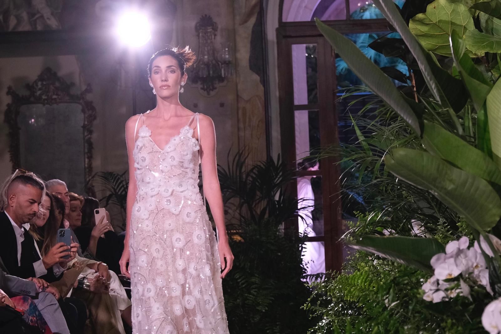 La segunda jornada de la pasarela &#039;Colección Bridal, Gran Canaria Moda Cálida&#039;, en imágenes