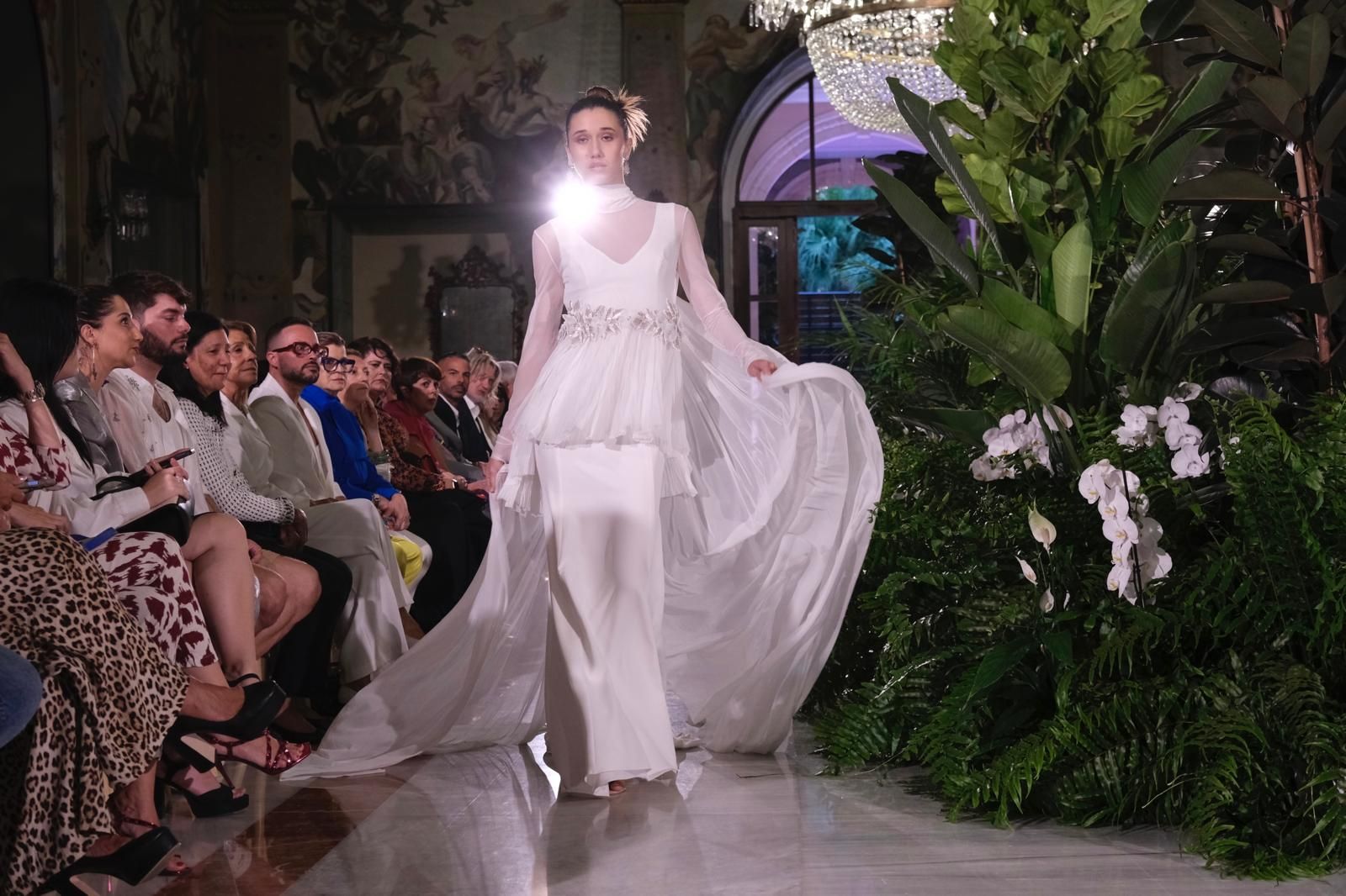 La segunda jornada de la pasarela &#039;Colección Bridal, Gran Canaria Moda Cálida&#039;, en imágenes