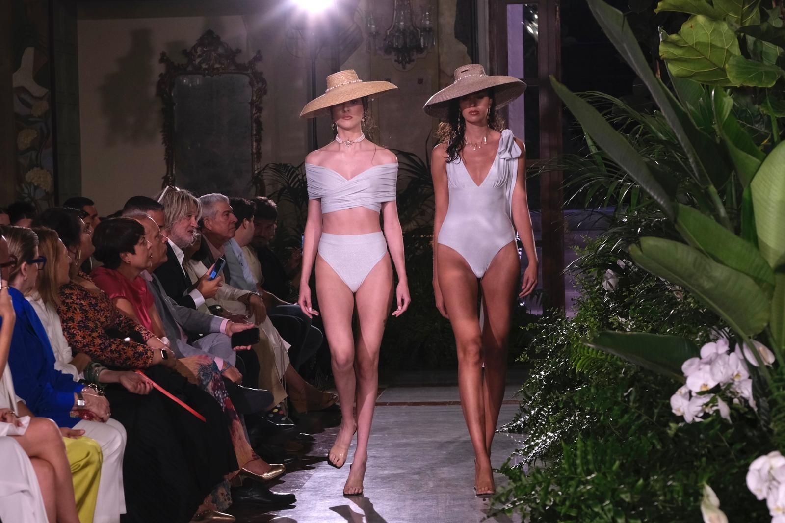 La segunda jornada de la pasarela &#039;Colección Bridal, Gran Canaria Moda Cálida&#039;, en imágenes
