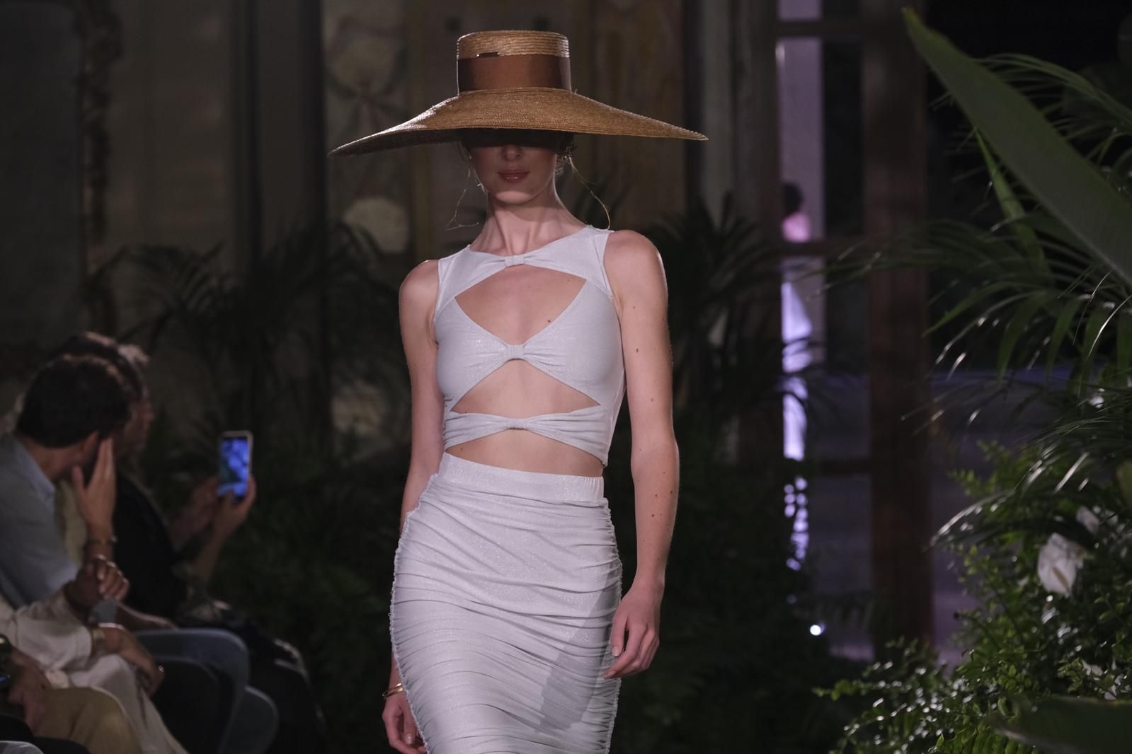La segunda jornada de la pasarela &#039;Colección Bridal, Gran Canaria Moda Cálida&#039;, en imágenes