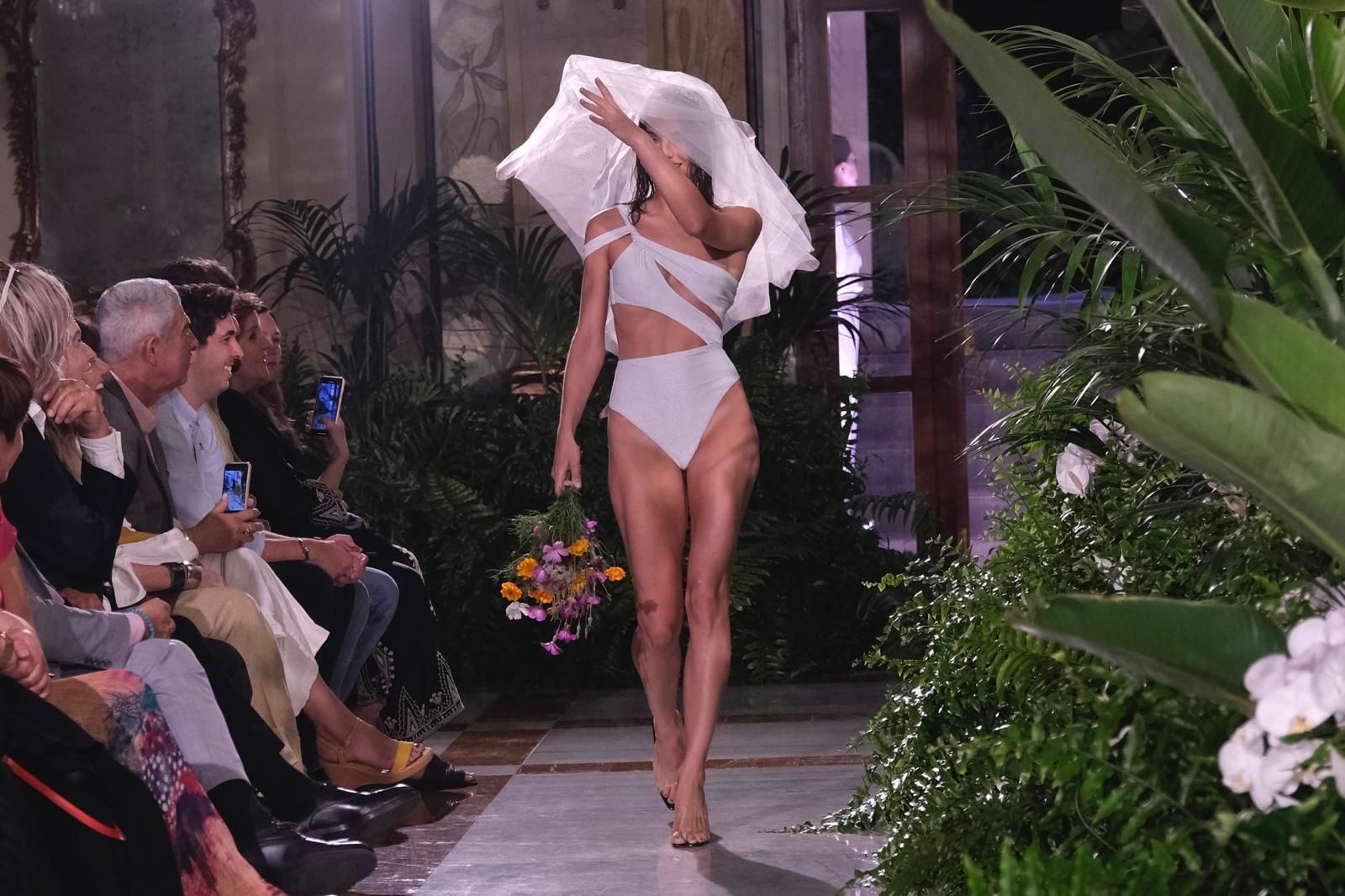 La segunda jornada de la pasarela &#039;Colección Bridal, Gran Canaria Moda Cálida&#039;, en imágenes