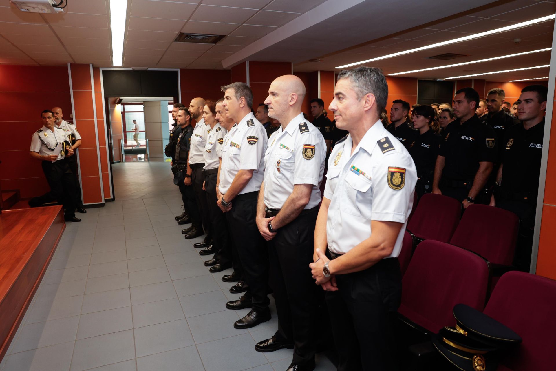 La presentación de los nuevos agentes en prácticas, en imágenes