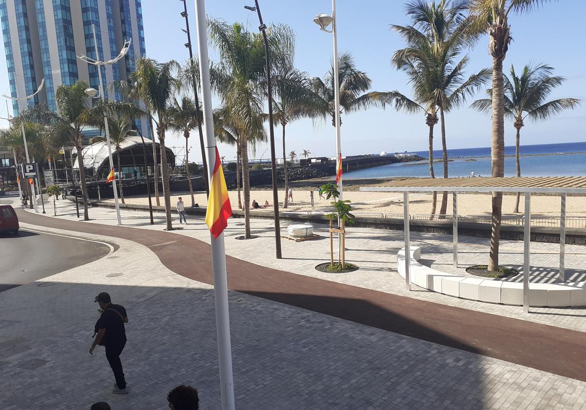 España 'juega' en la playa de El Reducto