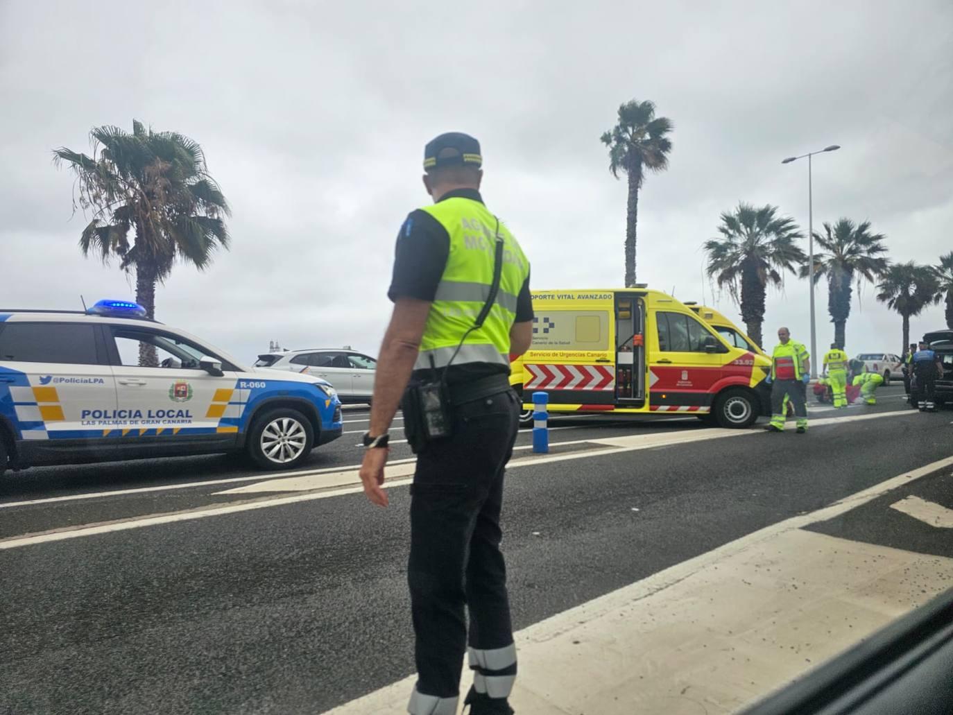 El vuelco en la Avenida Marítima, en imágenes