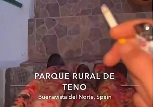 Última publicación de Jay Slater en Snapchat, don un cigarrillo en mano.