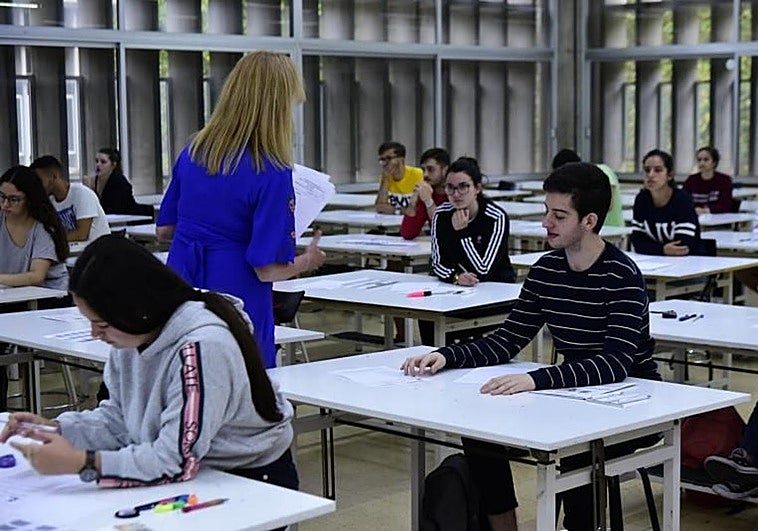 Imagen de archivo de alumnado en la EBAU en el campus de Tarifa de la ULPGC.