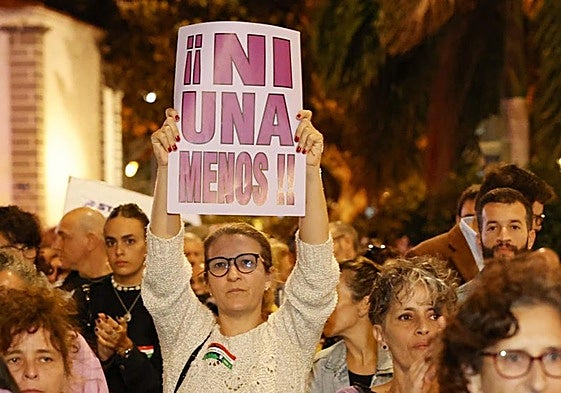 Imagen de archivo de una manifestación por el 25N, contra las violencias machistas, en la capital grancanaria.