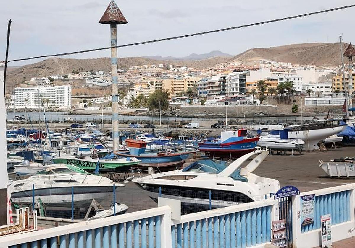 Instalaciones portuarias en Arguineguín.