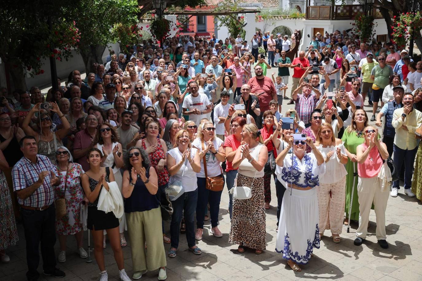 La moción de censura de San Mateo, en imágenes