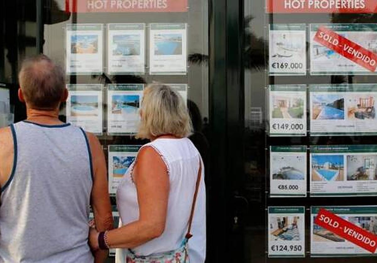 La firma de hipotecas en Canarias baja un 15,2% tras empeorar su evolución interanual en mayo