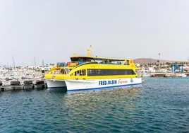 El nuevo miniferri de Fred. Olsen Express ya está operativo entre Lanzarote y Fuerteventura