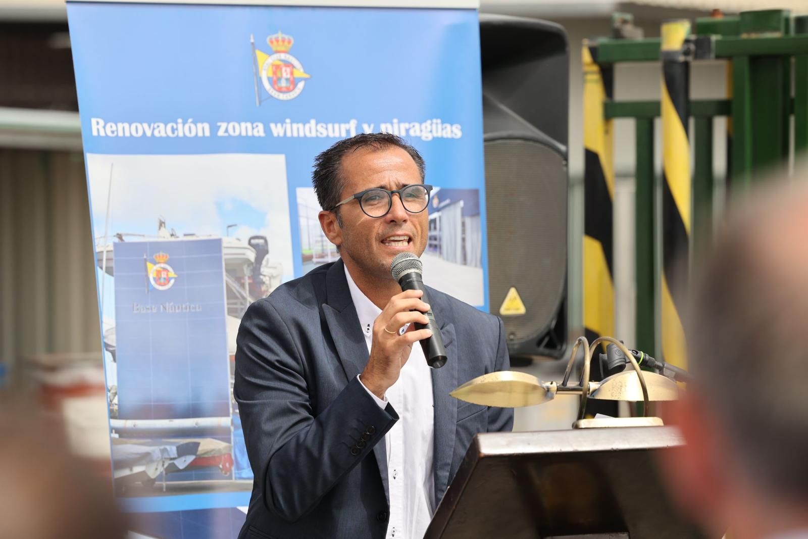 Las imágenes de la inauguración de los murales olímpicos en el Real Club Náutico