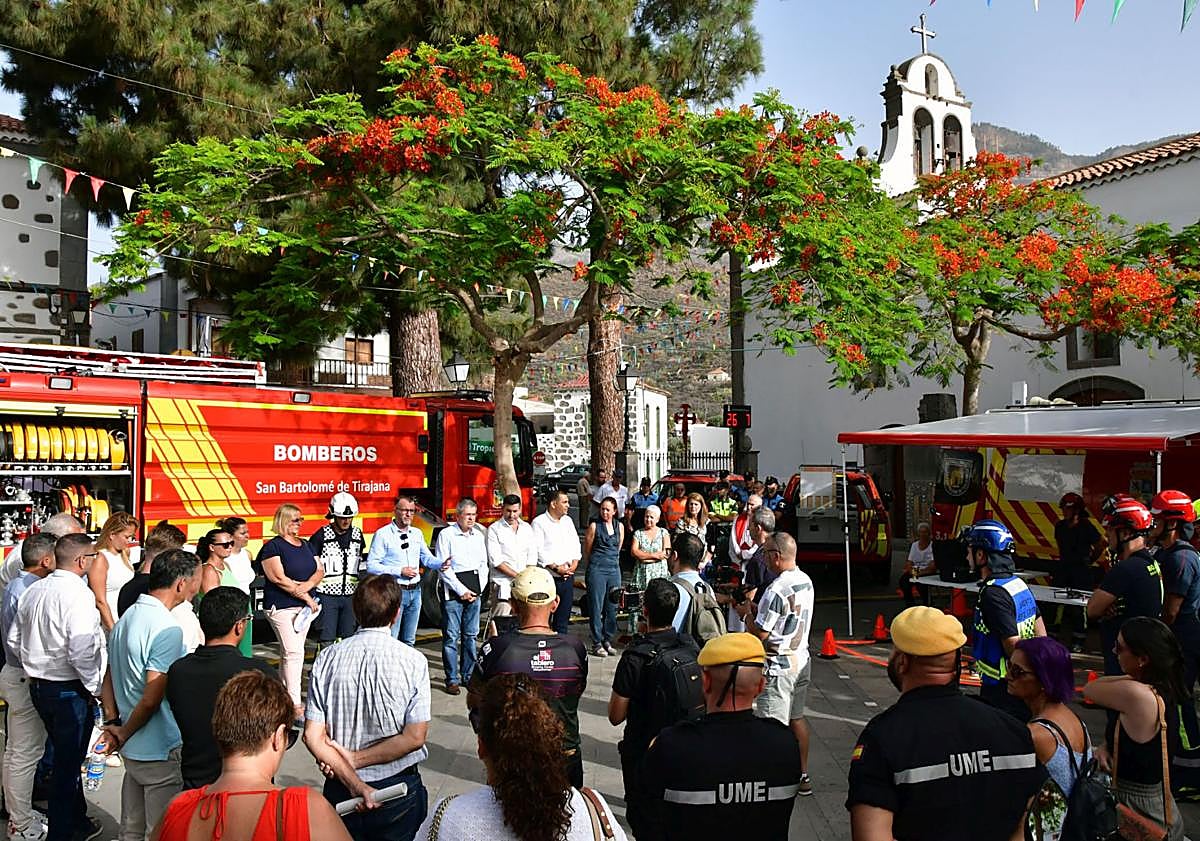Imagen principal - San Bartolomé de Tirajana renueva la flota de sus bomberos con 1,5 millones de euros
