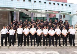 Los nuevos agentes de La Jefatura Superior de la Policía de Canarias.