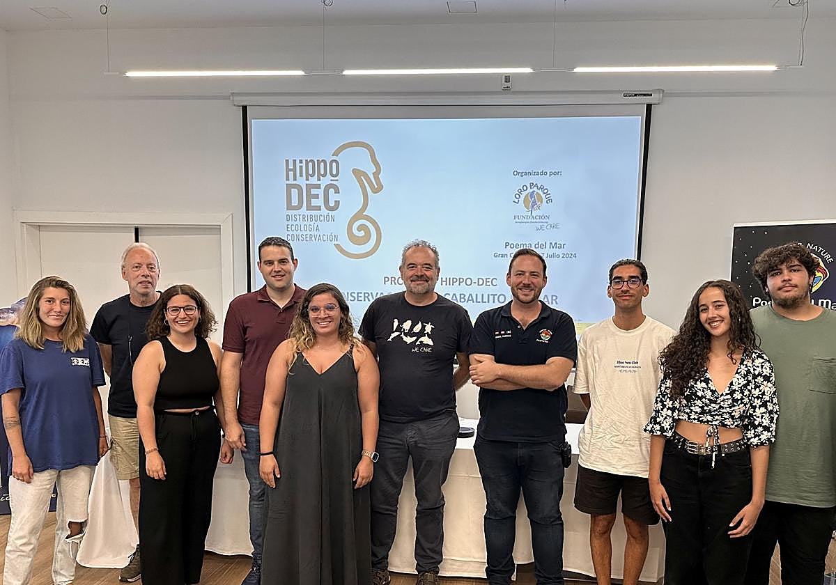 Loro Parque Fundación entrega 21000 euros para la conservación del caballito de mar