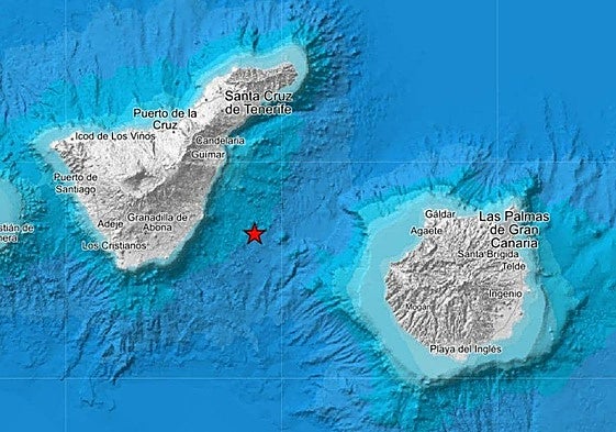Señalado en rojo, en el mapa, el punto en el que se localiza el volcán de Enmedio.