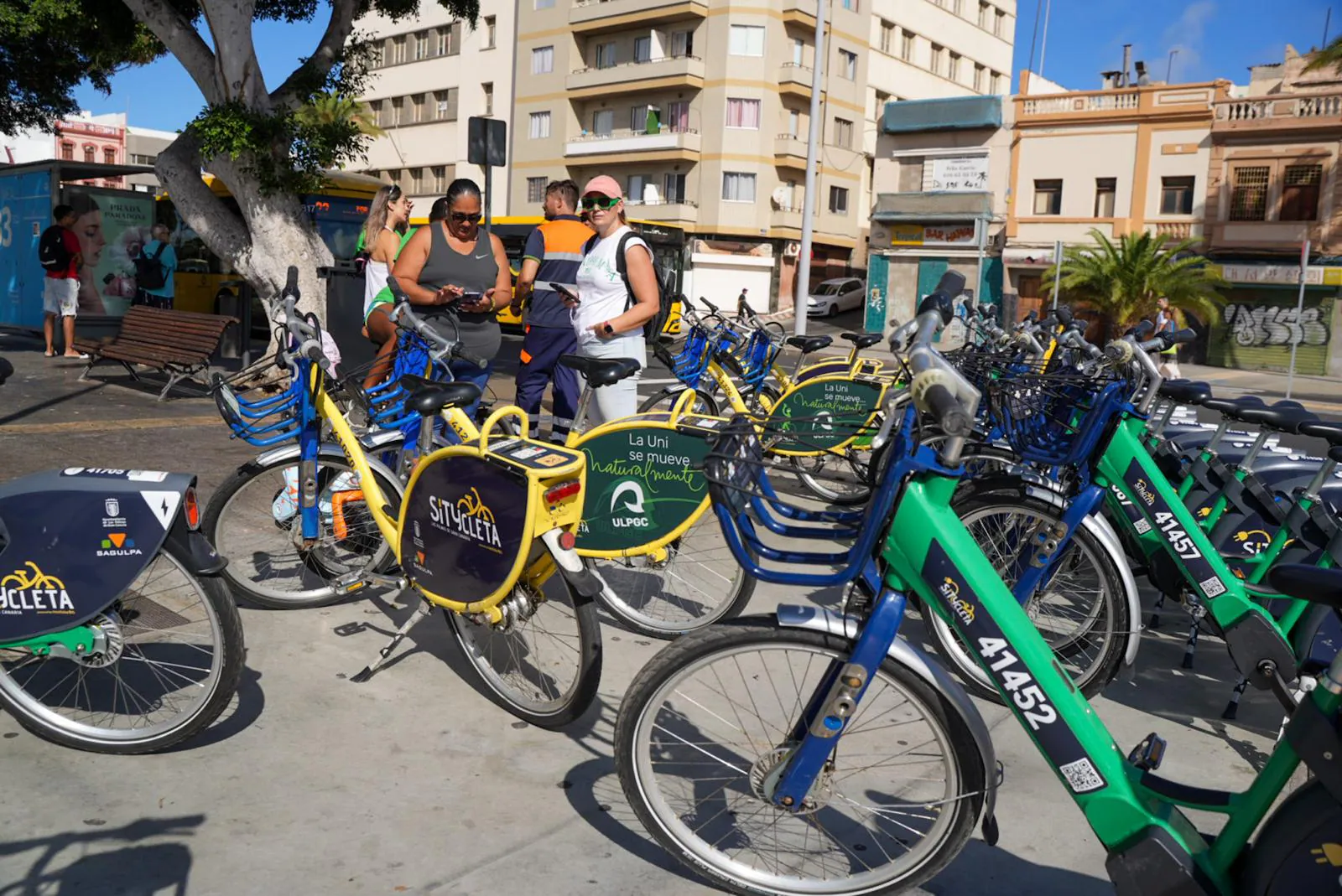 Las Palmas de Gran Canaria celebra el día de la bicicleta