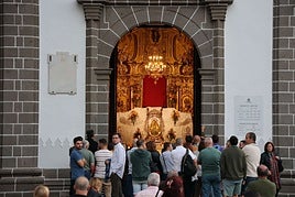 La subida de la Virgen del Pino a su camarín, en imágenes