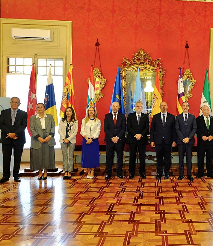Imagen secundaria 2 - Astrid Pérez asiste a la primera reunión de presidencias de todos los parlamentos nacionales