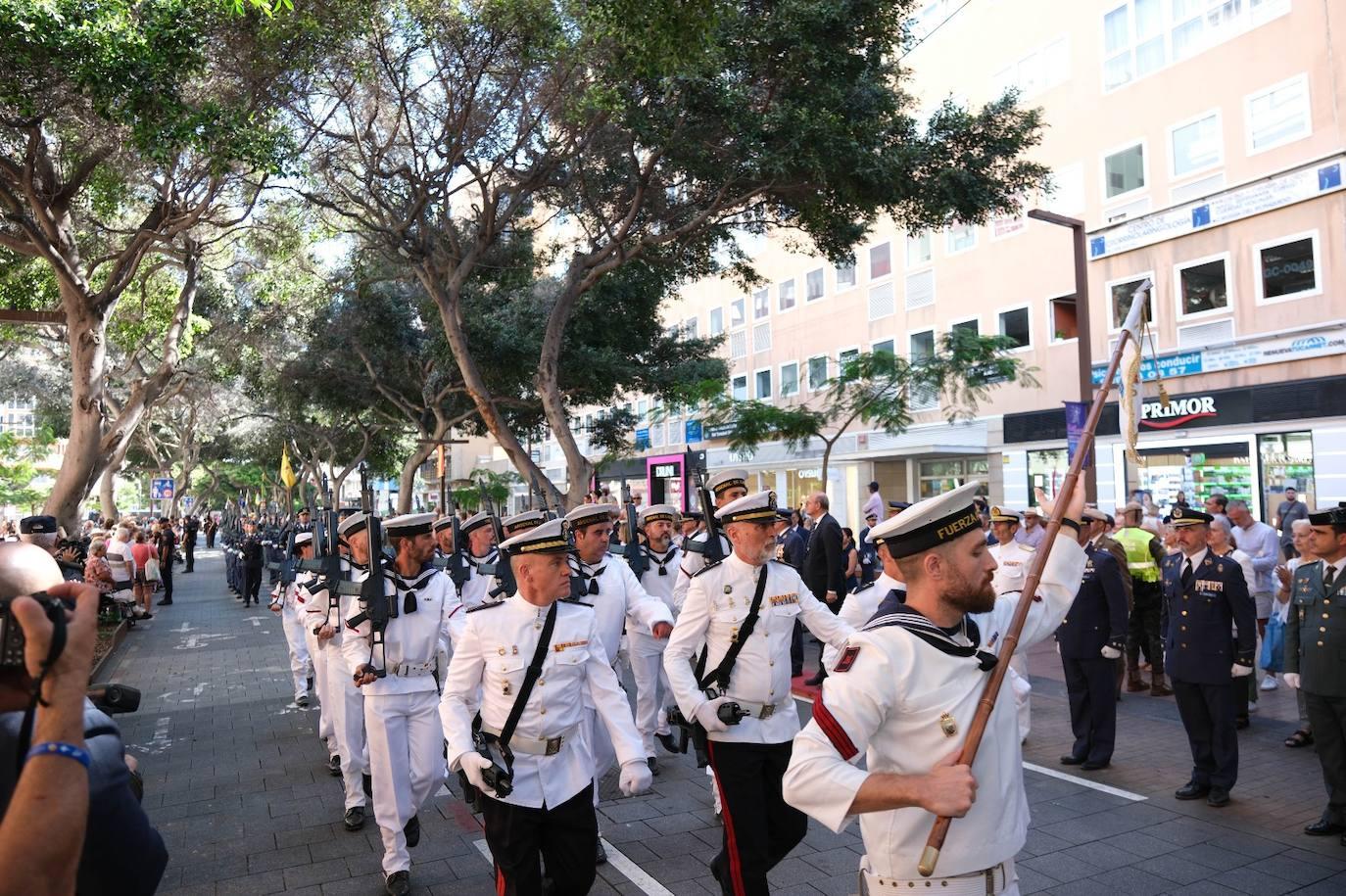 Orgullo, patria y nación en el izado de la bandera de Las Palmas de Gran Canaria