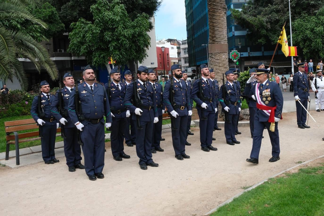 Orgullo, patria y nación en el izado de la bandera de Las Palmas de Gran Canaria