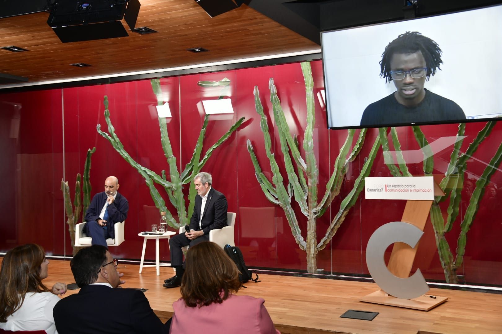 Las imágenes del encuentro con Fernando Clavijo en CANARIAS7