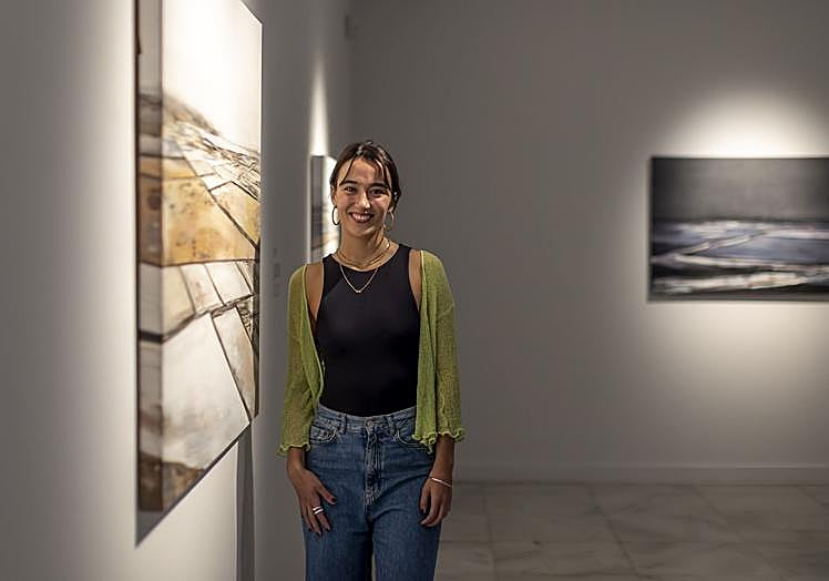 Patricia Santana, junto 'Salinas fragmentadas'.