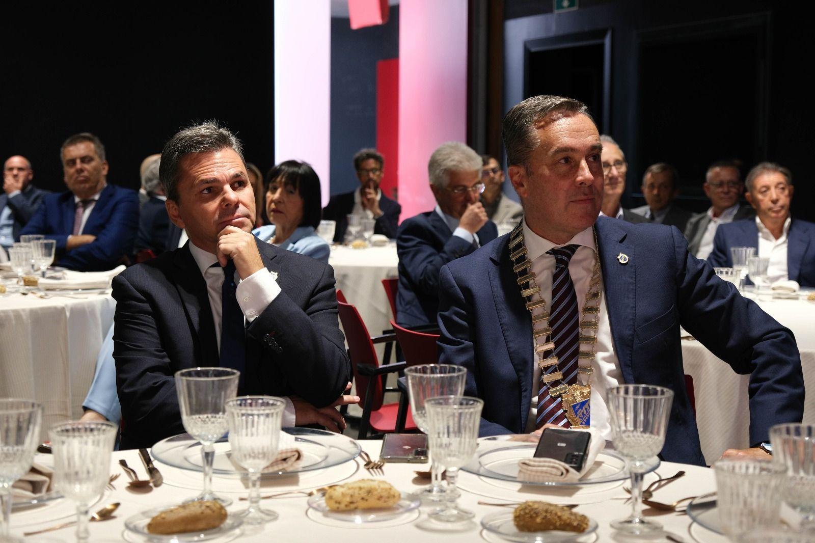 El nuevo encuentro del Skal Club, en imágenes